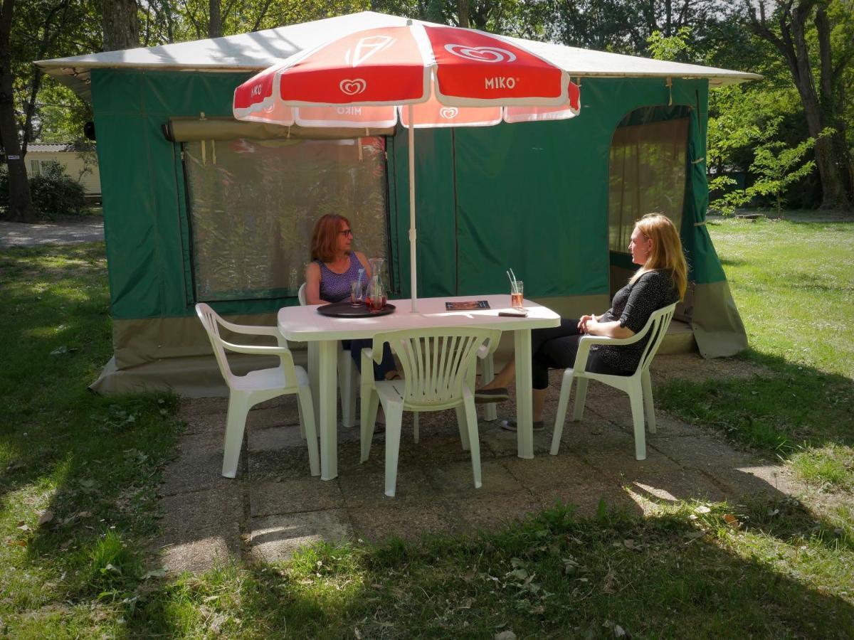 Camping Le Chassezac Sampzon Exteriör bild