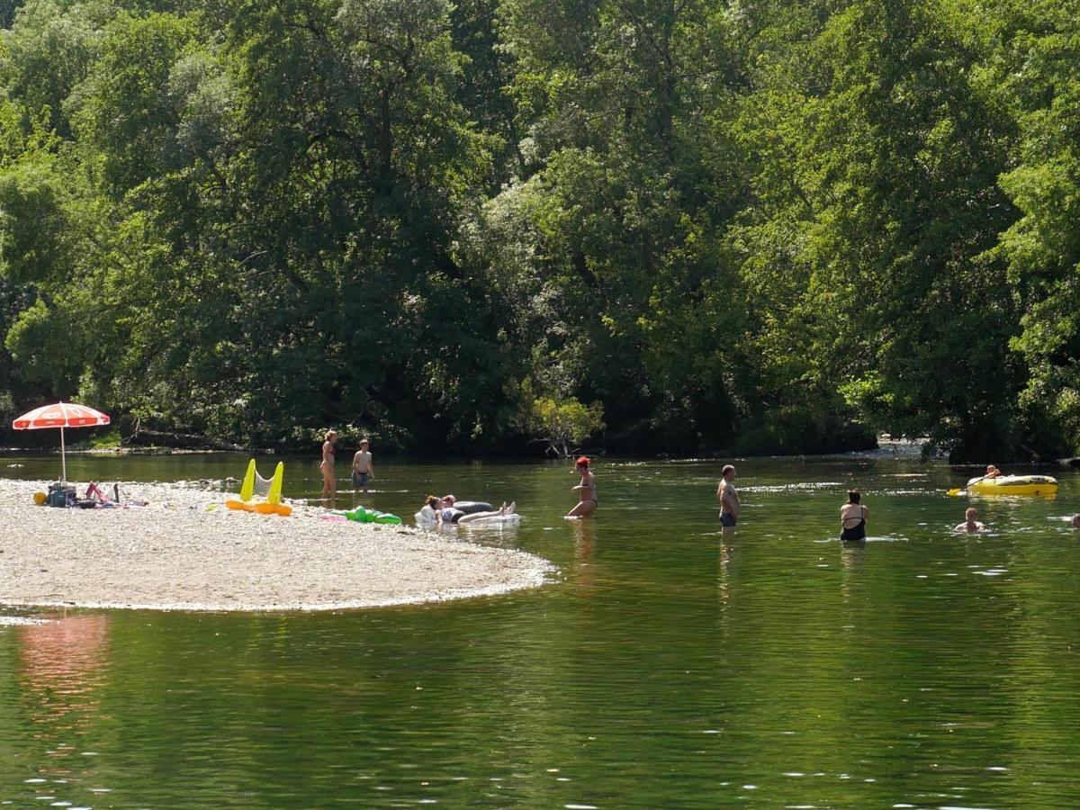 Camping Le Chassezac Sampzon Exteriör bild